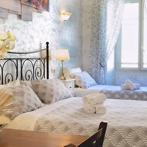 بيت ضيافة Rossana House